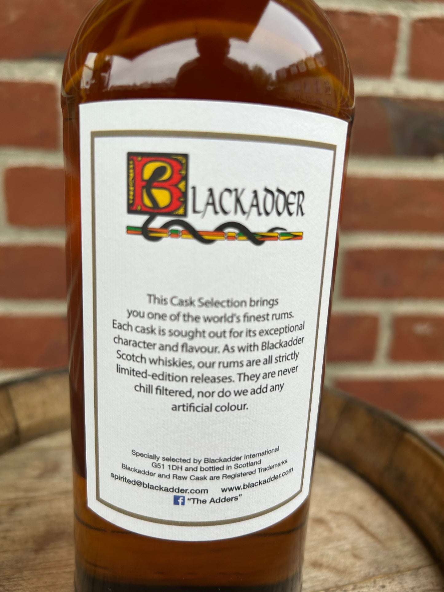 Trinidad Rum 2010 11 år 66,4% Blackadder Raw.