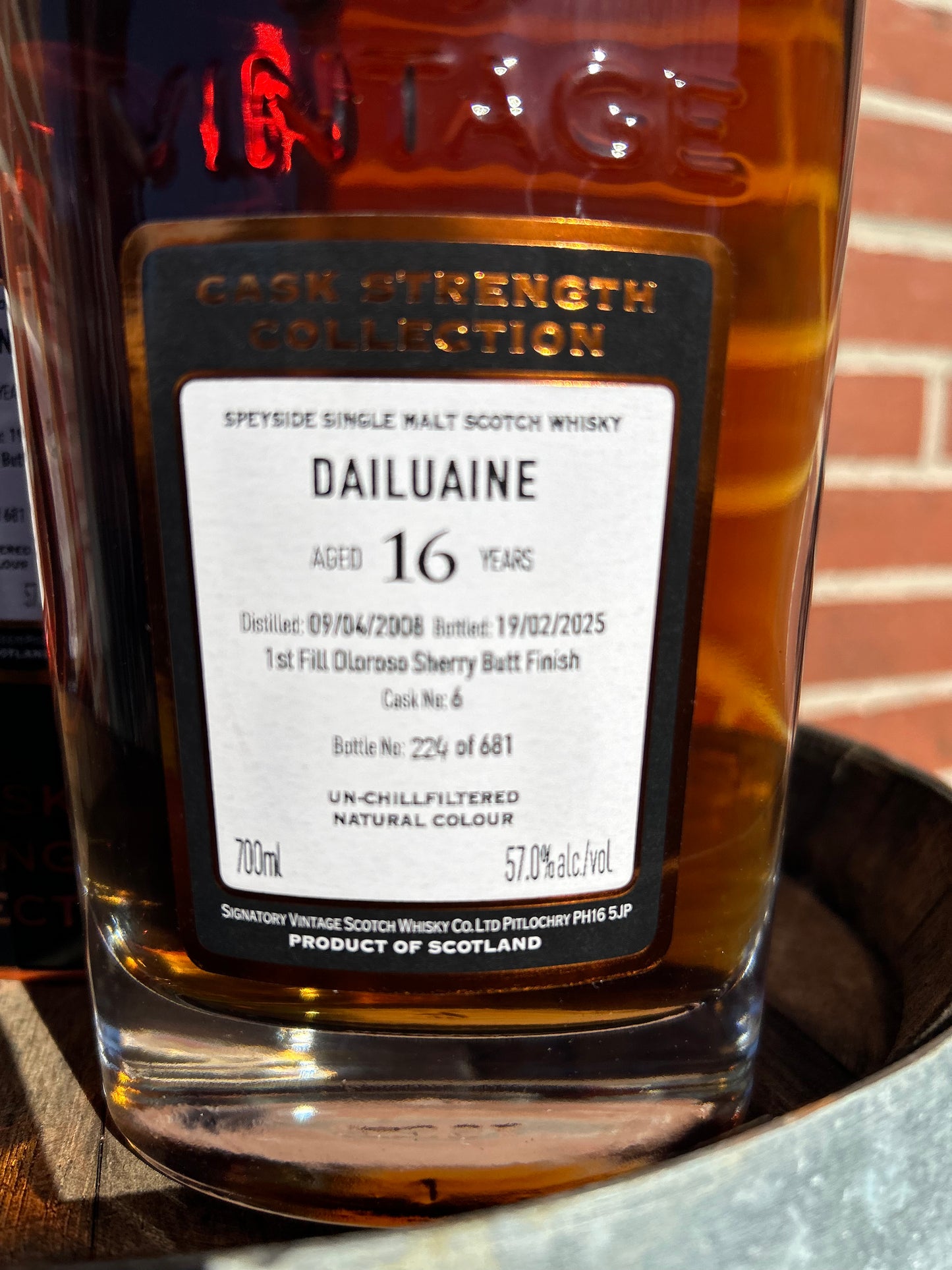 Dailuaine 2008 16 år 57,0% Signatory Vintage Decanter
