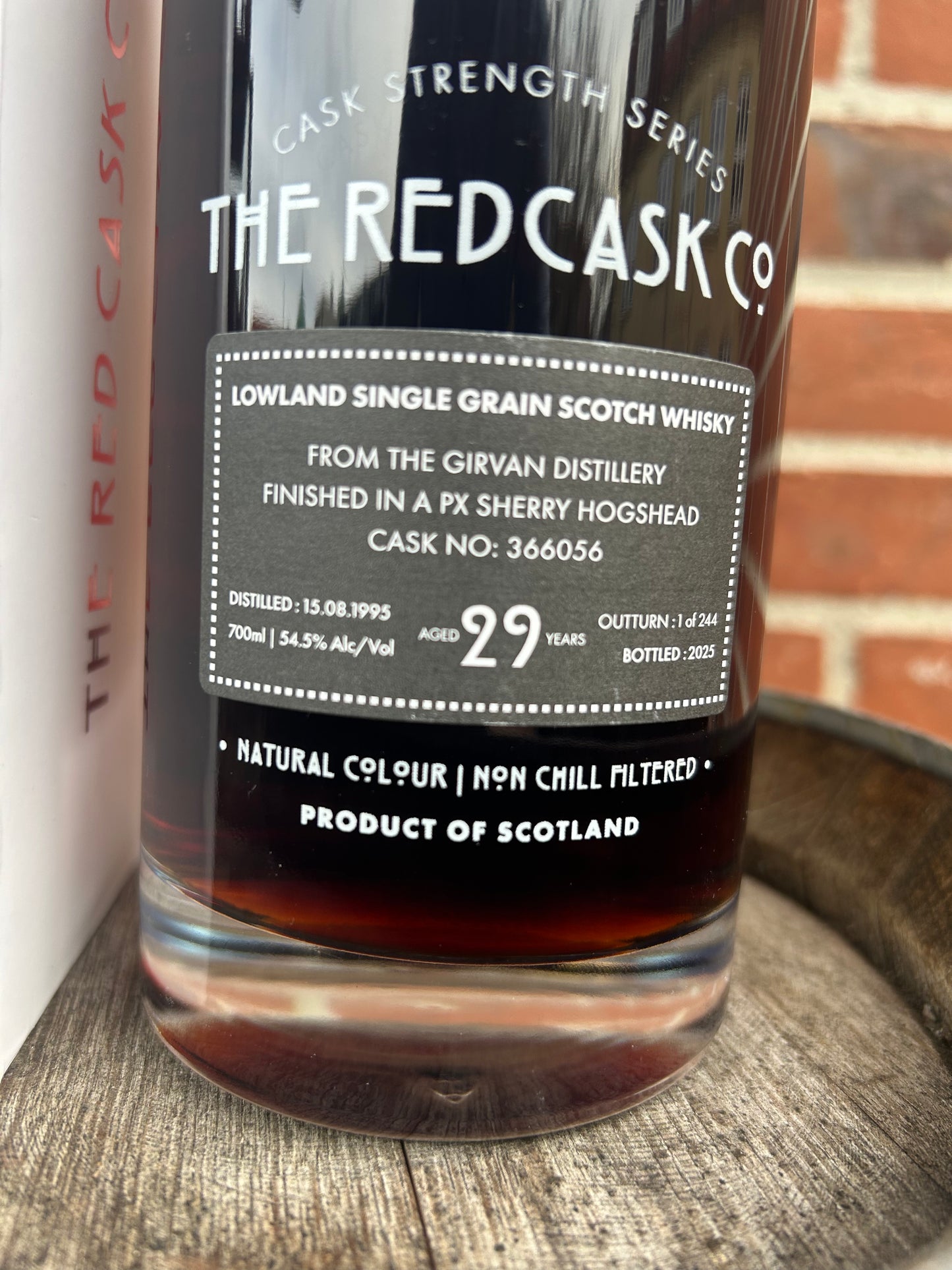 Girvan 1995 29 år. 54,5% The Red Cask Co.