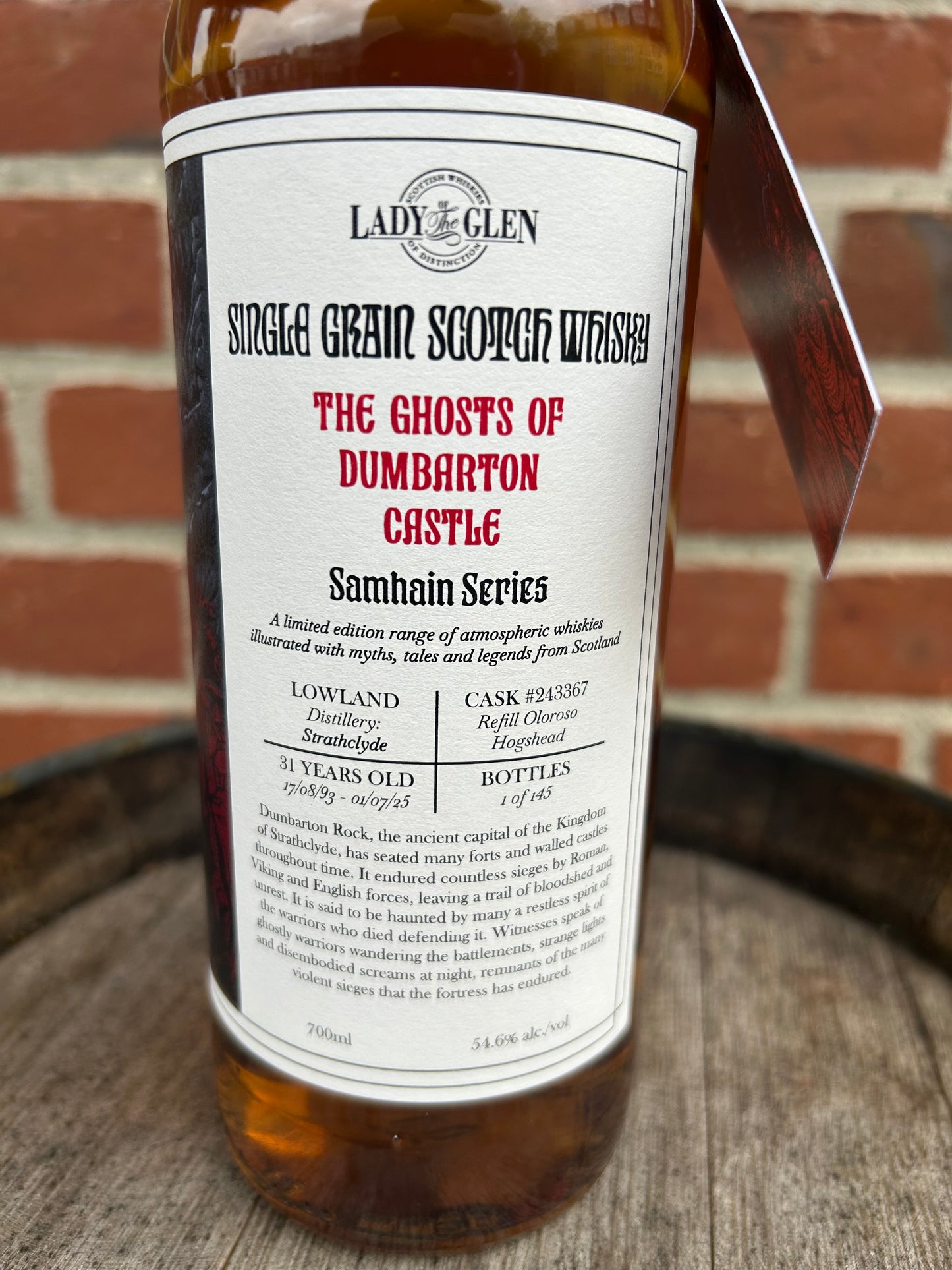 Strathclyde Distillery 1993 31 år  54.6%.  The Ghosts Of Dumbarton Castle Samhain Series