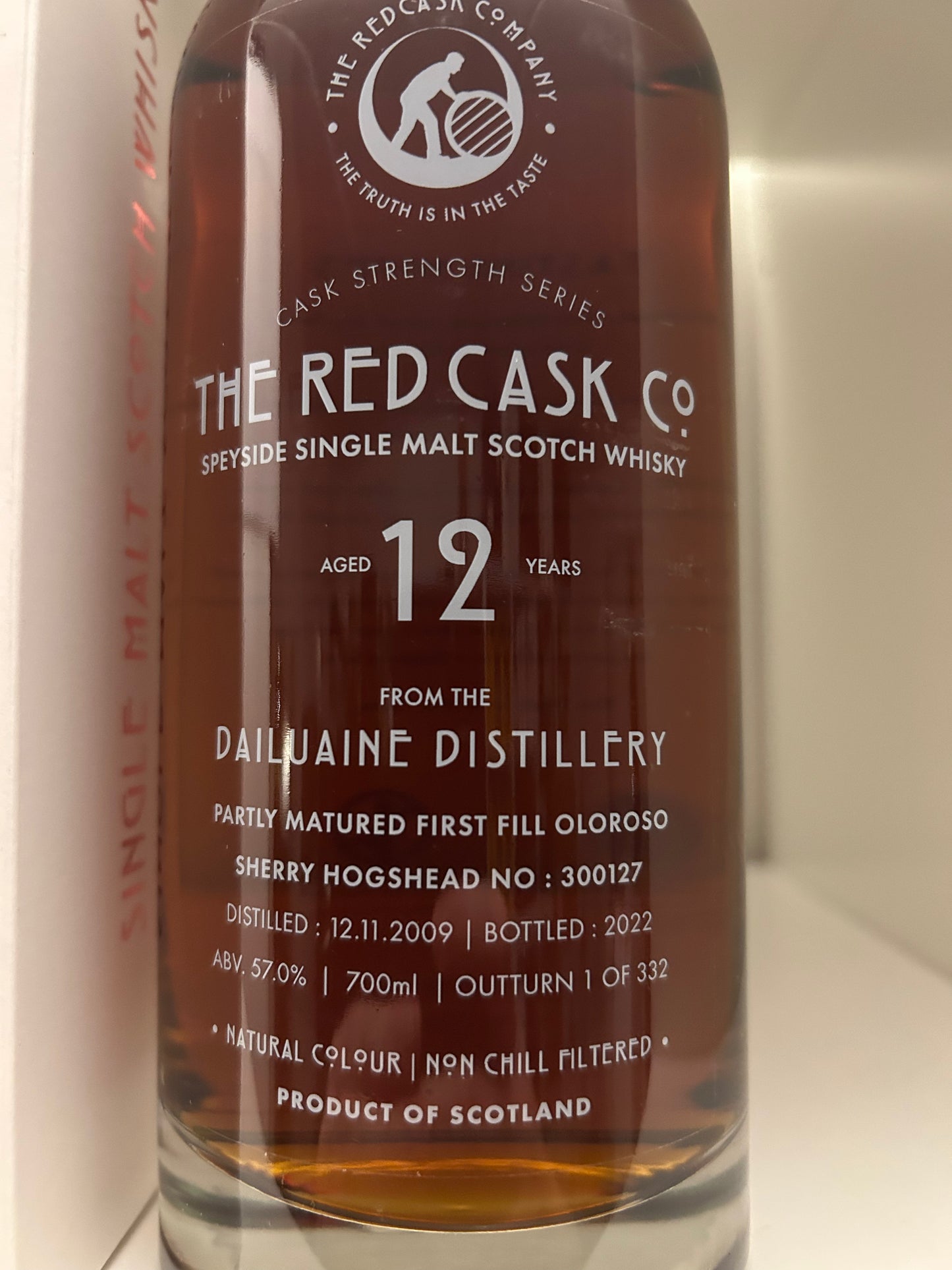 Dailuaine 12 år Finished in 1st Fill Oloroso Sherry Hogshead, #300127, Distilled 12 Nov 2009, Bottled at Cask Strength 57.0% (Red Cask Company), Limited to 332 Bottle