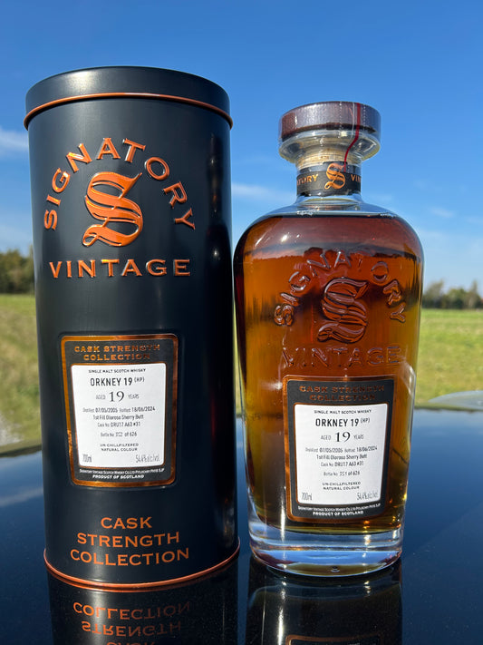 Orkney 19 år (HP) 2005 54,4% Signatory Decanter