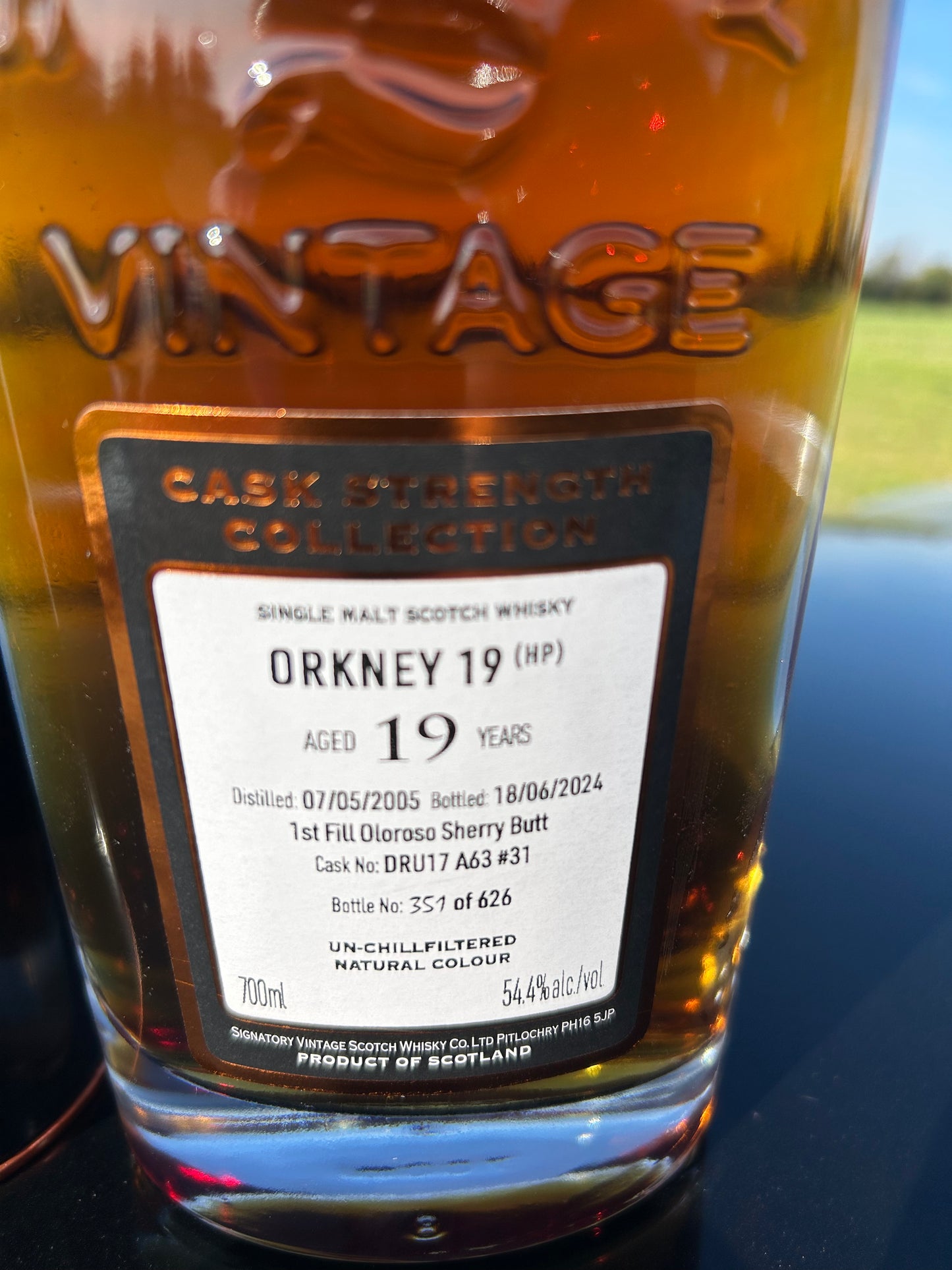Orkney 19 år (HP) 2005 54,4% Signatory Decanter