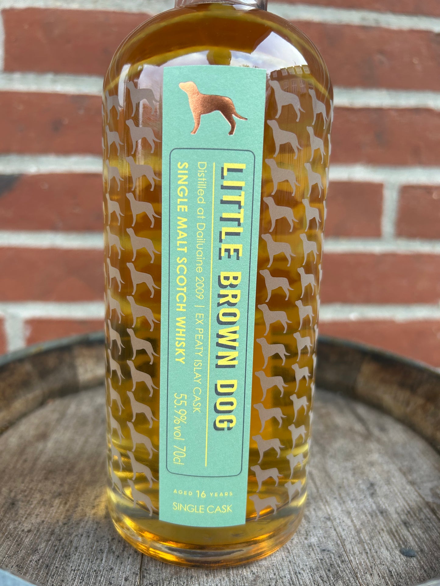 Dailuaine 2009 16 år 55,9% ex Peaty Islay cask  Little Brown Dog